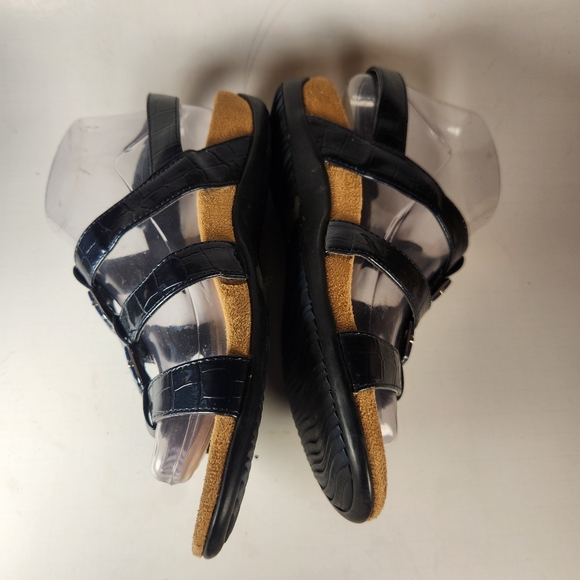 VIONIC Women's Amber Sandal 39 / 7 Blue Leather Strappy Comfort Orthotic Shoes - Picture 4 of 11